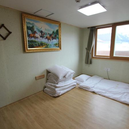 Dasomchae Hanok Stay Gwangju Metropolitan City Phòng bức ảnh